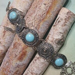 Vintage-Turquoise and Silver Bracelet